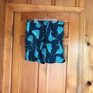 NWT GEORGE men’s swimsuit. Size medium (32-34).